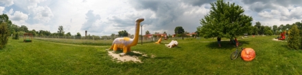 Детский парк в Наровле. Фотография.