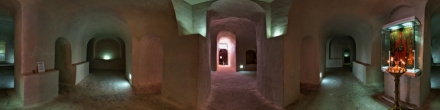 Интерьер пещерной церкви. Фотография.