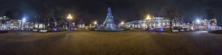 Памятник Екатерине II на площади Островского. Санкт-Петербург. Фотография.