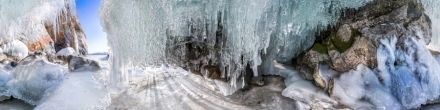 Замерзшие ручейки. Ледяной грот в Узурах. Ольхон. Байкал. Фотография.