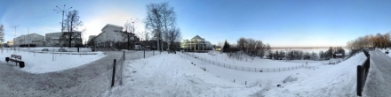 Сквер Решетникова зимой. Фотография.