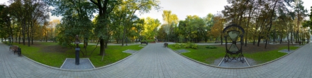 Парк кованных фигур в Донецке. Фотография.