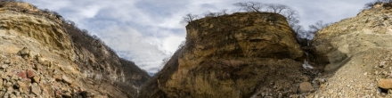 В Тызыльском ущелье. У водопада (786). Тызыльское ущелье. Фотография.