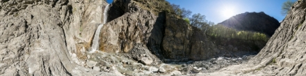 Водопад на реке Зеркли-суу (834). Черекское ущелье. Фотография.
