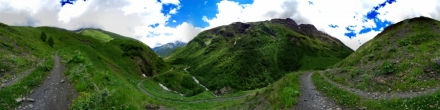 Дигория, дорога над водопадом Жемчужный. Фотография.