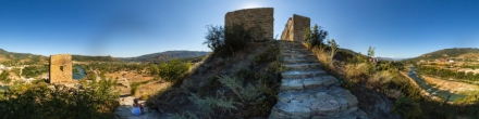 Крепость Бебрисцихе над Арагви. Мцхета. Фотография.