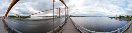Кузнечевский мост в Соломбалу через рукав Кузнечиха. Архангельск. Фотография.