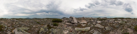 Камень на вершине Святого Носа. Байкал. Фотография.