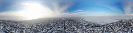 Зимний Таганрог над Октябрьской площадью. Фотография.