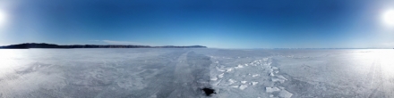 Байкал, залив Лиственничный. Байкал. Фотография.