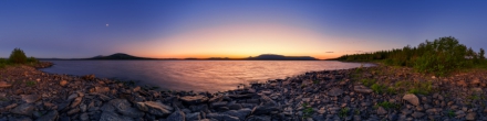 Озеро Зюраткуль. Каменный Мыс. Фотография.