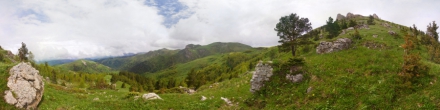 Панорама у горы Большой Тхач. Природный парк «Большой Тхач». Фотография.