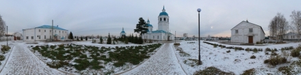 Спасо-Преображенский мужской монастырь, вид со двора. Енисейск. Фотография.