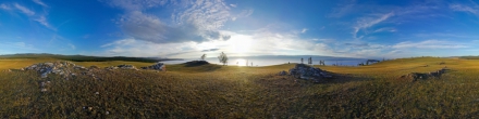 Остров Ольхон. Степи Сарайского залива.. Байкал. Фотография.