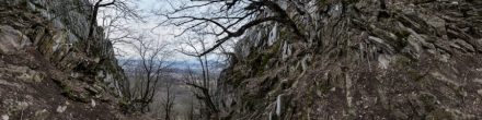 Вид со склона Развалки (458). Гора Развалка. Фотография.