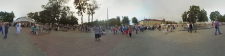 День письменности в Рогачёве возле парка. Рогачёв. Фотография.