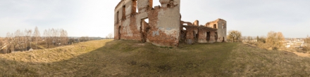 Холм Дворцового комплекса Сапег. Ружаны. Фотография.