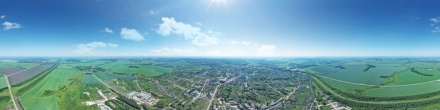 КрасноГрад (400 метров). Красное. Фотография.