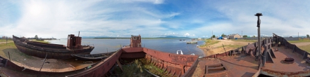 Старые суда. Усть-Баргузин. Фотография.