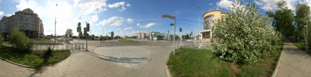 Ул. Дзержинского - Рознина. Весна 2020. Ханты-Мансийск. Фотография.