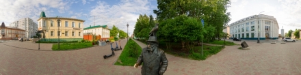 **** 2025-06-13 Памятник Степану Писахову (северному  писателю, этнографу, сказочнику и художнику). пр-кт Чумбарова-Лучинского. Архангельск. Фотография.
