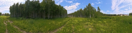 У школы. Фотография.