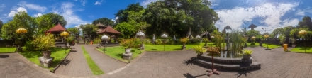 Парковая зона храма Гоа Лавах.. Klungkung. Фотография.