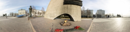 *** 2026-05-04 Вечный огонь, Площадь мира. Набережная Северной Двины.. Архангельск. Фотография.