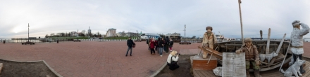 *** 2026-05-04 №2 Жанровая скульптура «Экспедиция Георгия Седова», Т/Х "Коммунар". Красная пристань.. Архангельск. Фотография.