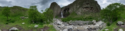 У водопада Каракая-су (488). Джилы-Су. Фотография.