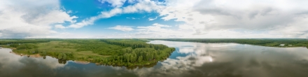 Чижковское озеро с высоты 150 м.. Чижково. Фотография.