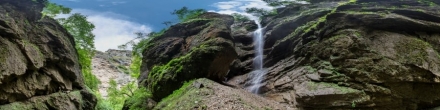 У водопада (502). Тызыльское ущелье. Фотография.