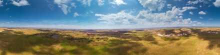 Панорама Меловые горы луг. Волоконовка. Фотография.