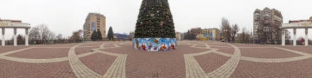 Новогодняя Ёлка на площади победы.. Мелитополь. Фотография.