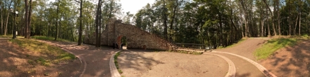 Башня-руина. Царицино. Фотография.