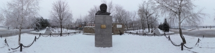 Памятник Г. Я. Седову. Фотография.