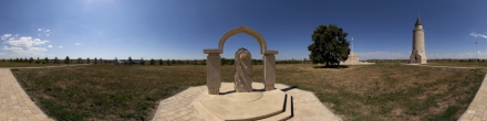 Памятный знак на месте захоронения сахабов пророков Муххамеда. Фотография.