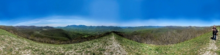 высота вершины 500 метров, по пути к месту съёмок фильма "Грозовые ворота". Фотография.