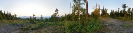 Рассвет на горе Висячий камень вид 1. Новоуральск. Фотография.
