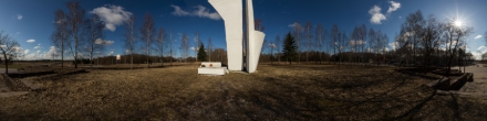 Мемориал в честь лётчиков 953-го Витебского штурмового авиаполка. Витебск. Фотография.