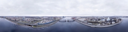 Большеохтинский мост и Смольный собор. Санкт-Петербург. Фотография.