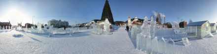 Ледовый городок в Самарово. Ханты-Мансийск. Фотография.