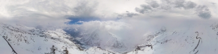 Эльбрус станция Кругозор высота съемки 3821м. Фотография.