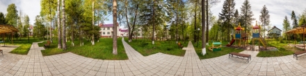 Поселок Янтарный детская площадка. Пермь. Фотография.