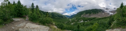 Вид на Алибекское ущелье и Алибекский ледник (915). Домбай. Фотография.