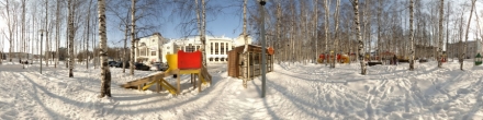Весенний парк. Ханты-Мансийск. Фотография.