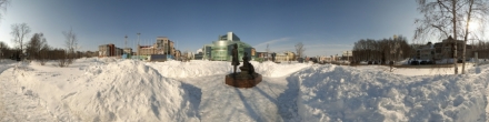 Ул. Мира. Много снега. Ханты-Мансийск. Фотография.