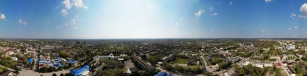 Зерноград  лучах солнца. Фотография.