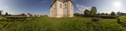 Южная сторона Спасо-Преображенской церкви. Деречин. Фотография.