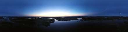 панорама ночь. Ладожское озеро. Шхеры. Фотография.